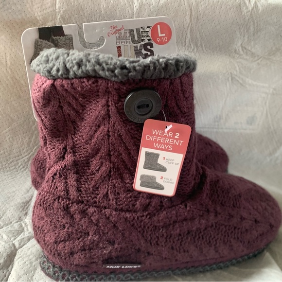 Muk Luks Hazel Women's Slippers 9-10 Plush Slipper Boots with Button Detail - Picture 1 of 9